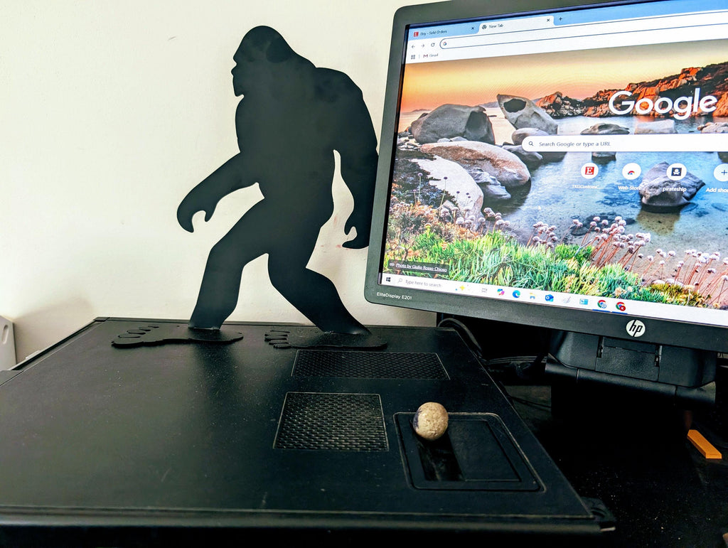 Bigfoot Desk Buddy Metal Yard Art Metal Garden Stake — front view on white background
