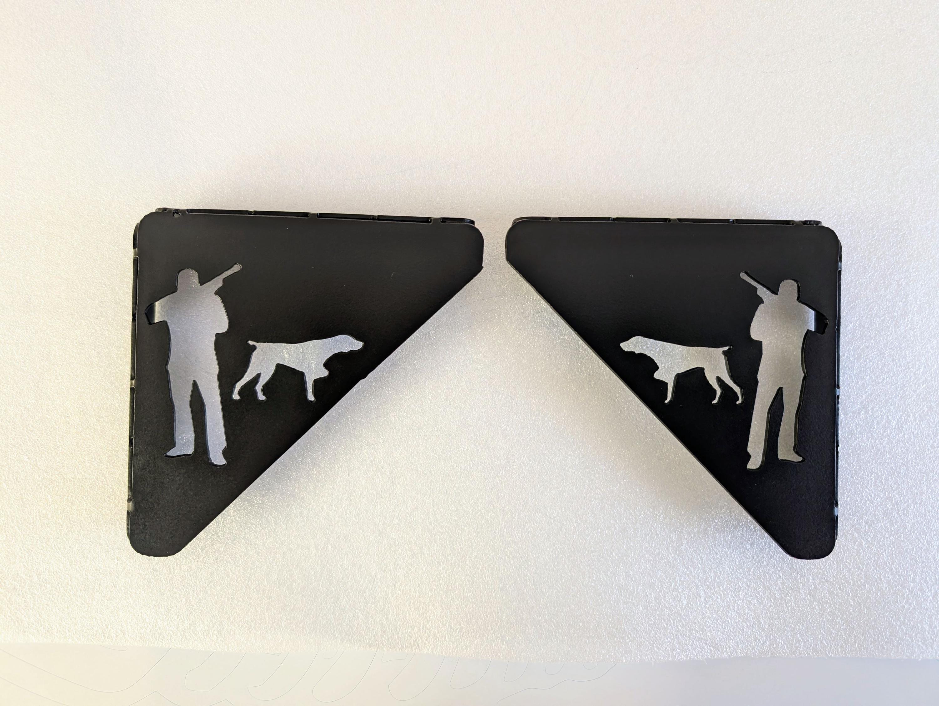 Hunter with Dog Shelf Bracket Set Metal Shelf Bracket — lifestyle setting