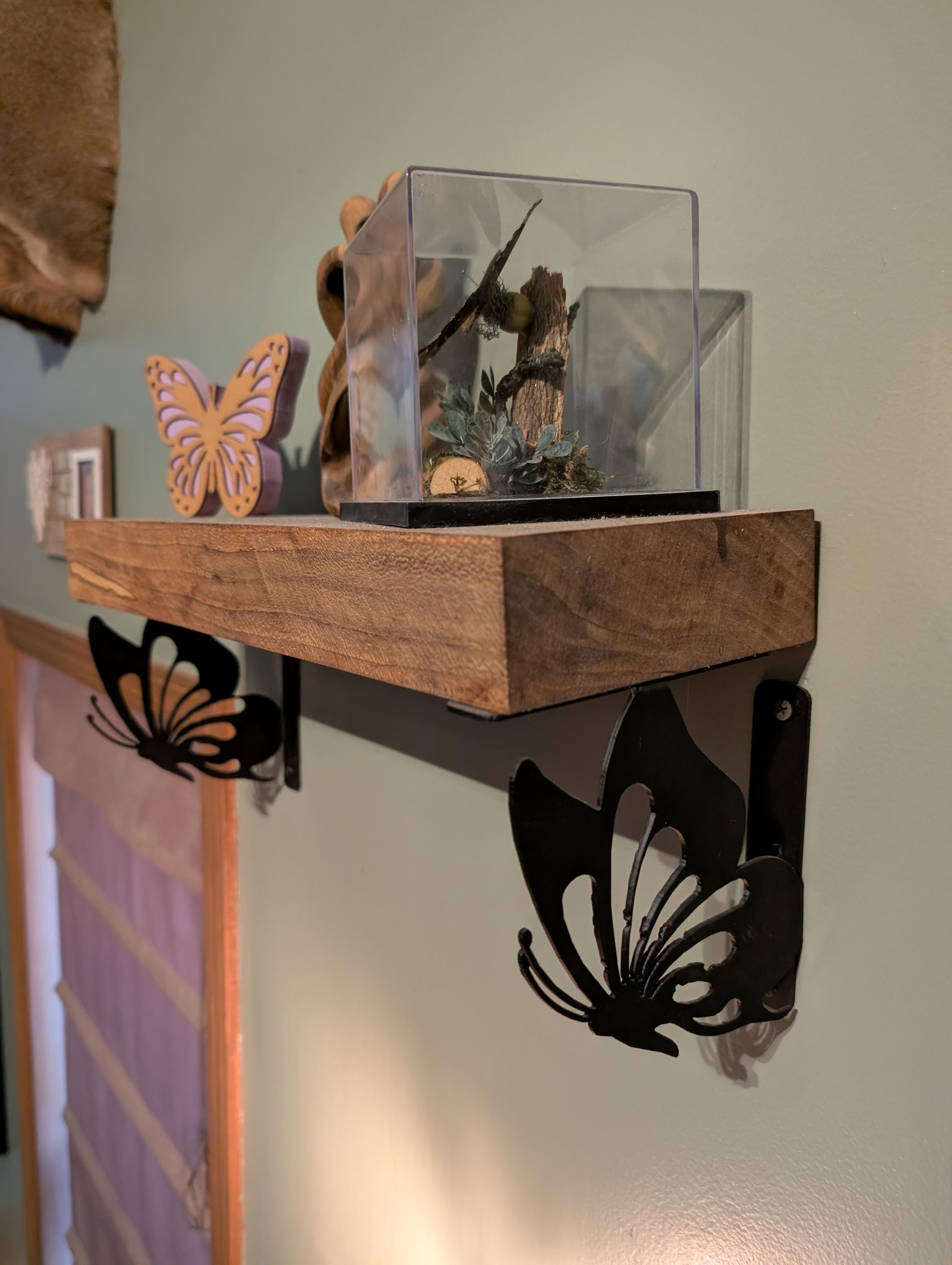 Butterfly Shelf Bracket Set Metal Shelf Bracket — alternate angle
