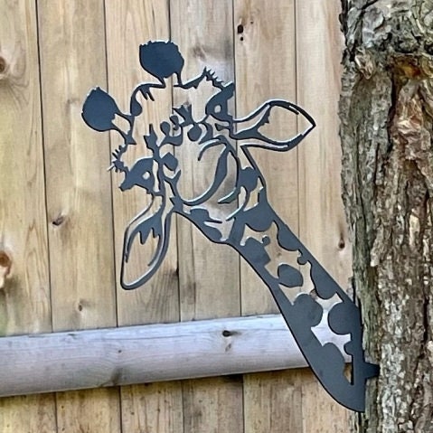 Giraffe Metal Garden Stake Metal Garden Stake — detail view