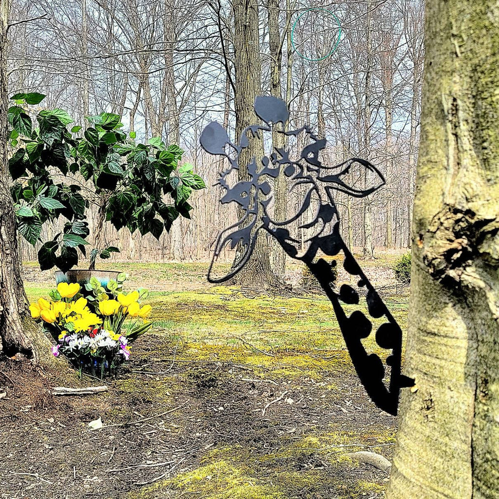 Giraffe Metal Garden Stake Metal Garden Stake — alternate angle