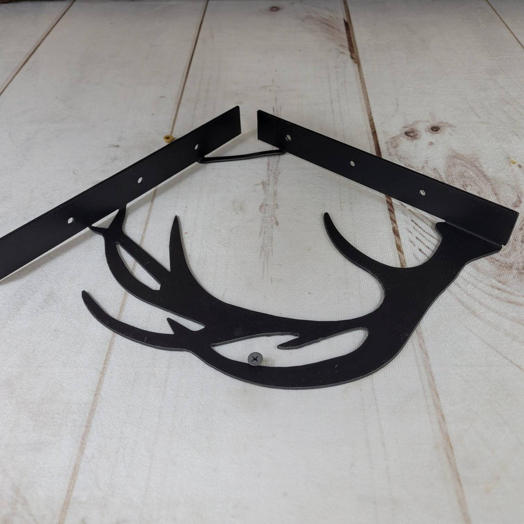 Buck Antler Shelf Bracket Set Metal Shelf Bracket — detail view