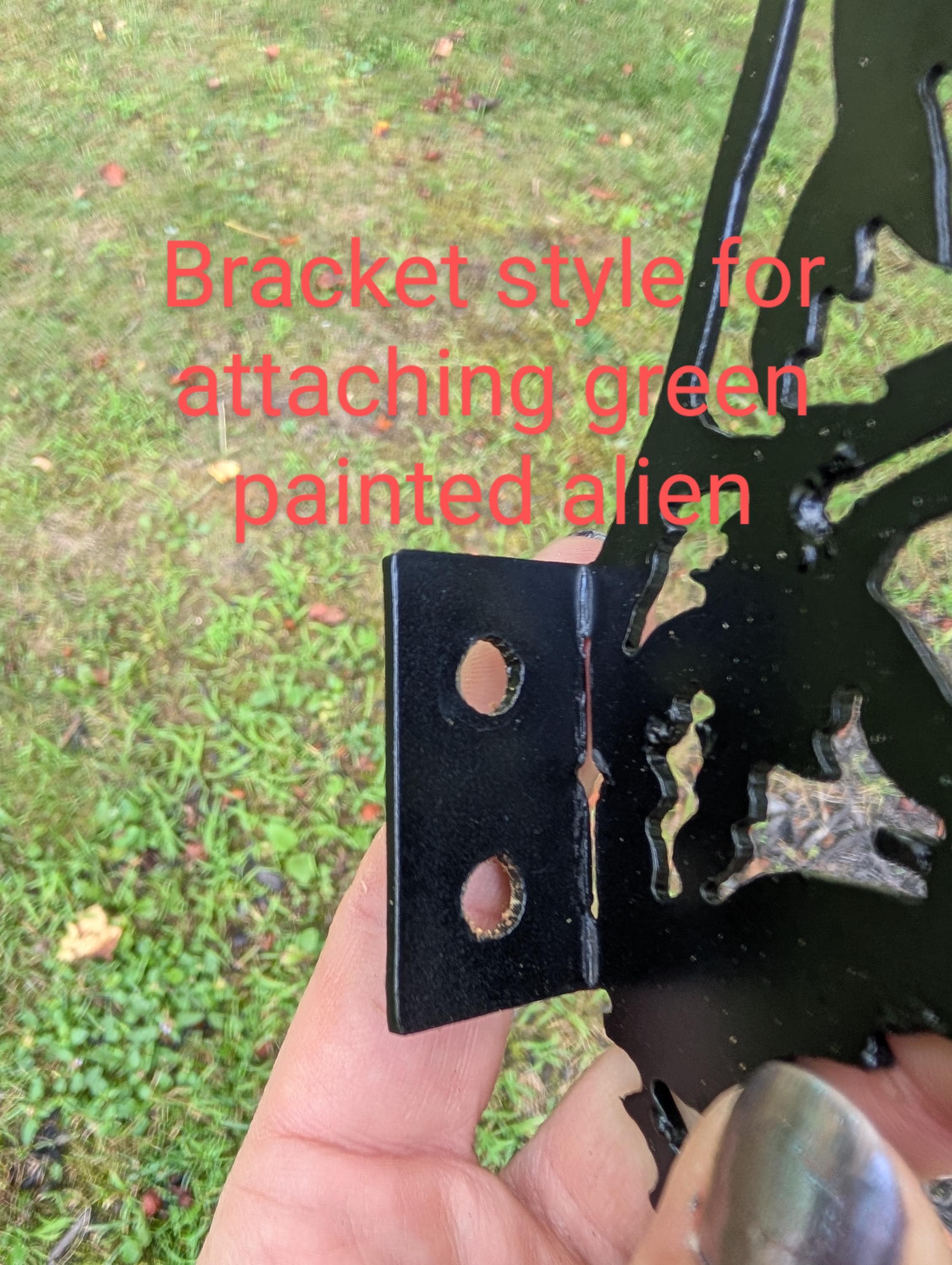 Alien Shelf Bracket Metal Shelf Bracket — alternate angle