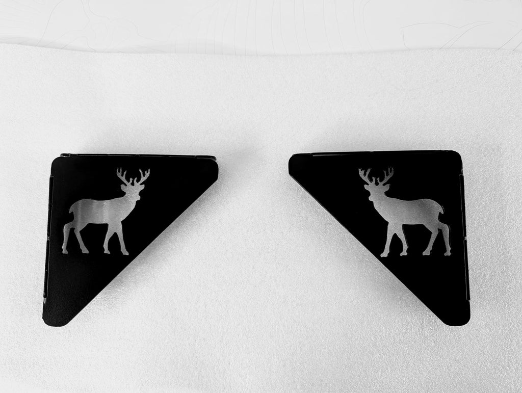 Buck Deer Shelf Bracket Set Metal Shelf Bracket — front view on white background