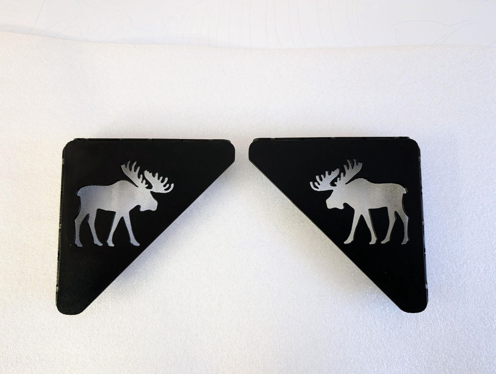 Moose Shelf Bracket Metal Shelf Bracket — detail view