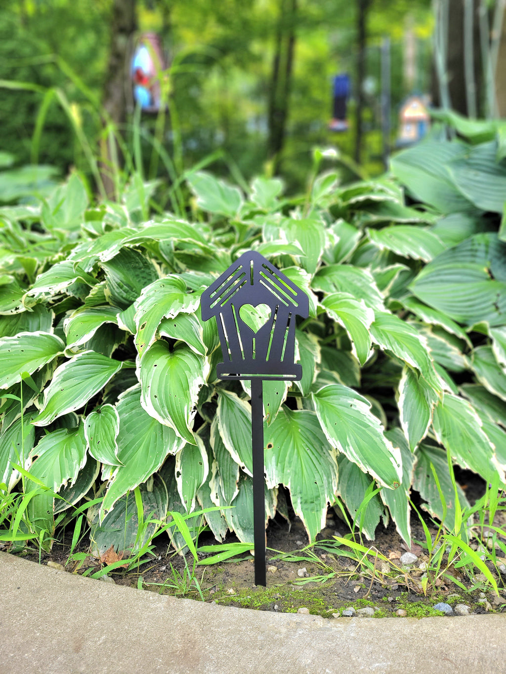 Birdhouse Metal Garden Stake Metal Garden Stake — lifestyle setting