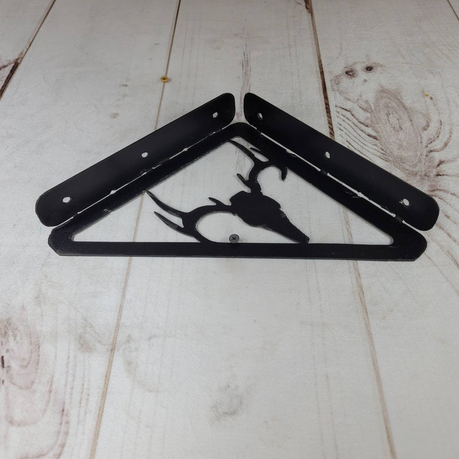 Buck Skull Shelf Bracket Metal Shelf Bracket — alternate angle