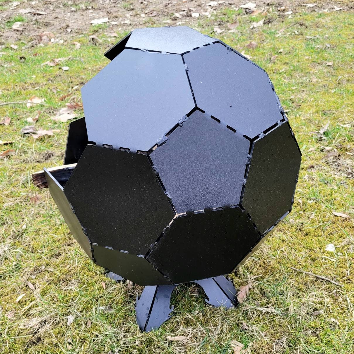 Customizable Globe Fire Pit Aluminum Sign — detail view
