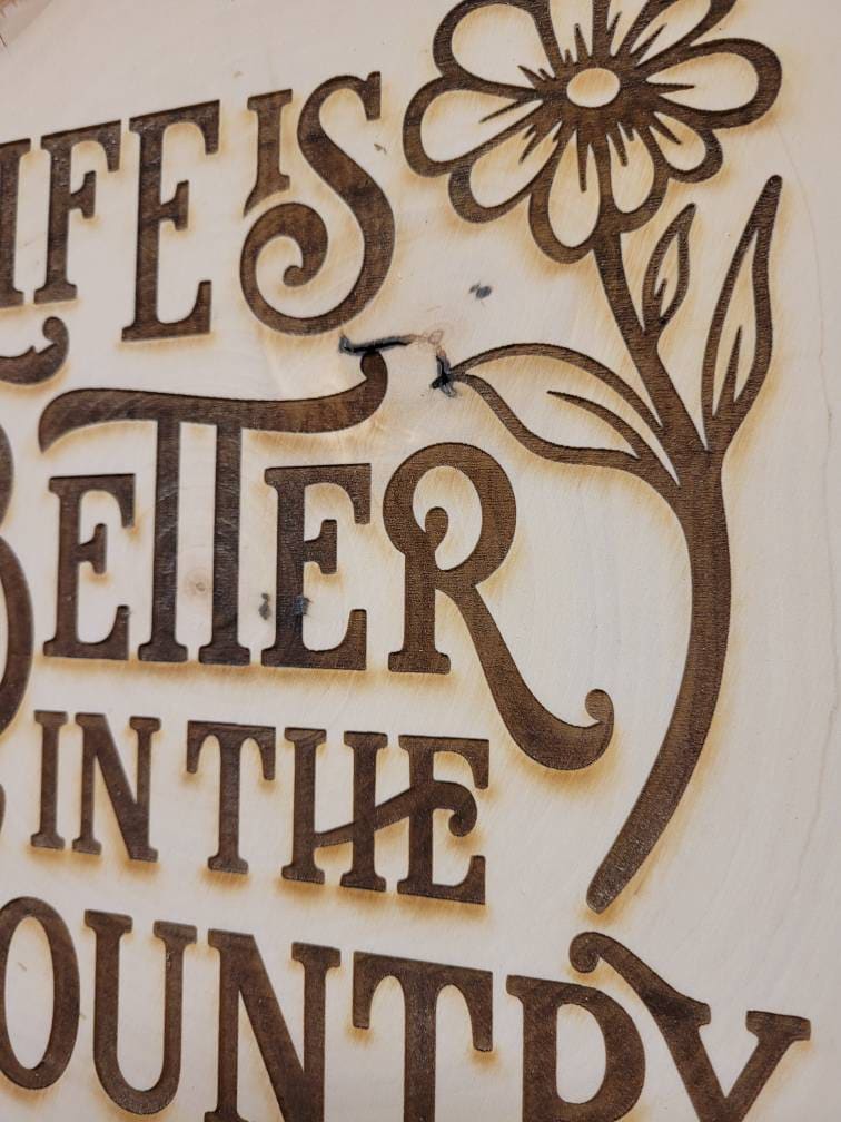 Country live edge wall hanging home decor lif Wood Sign — detail view