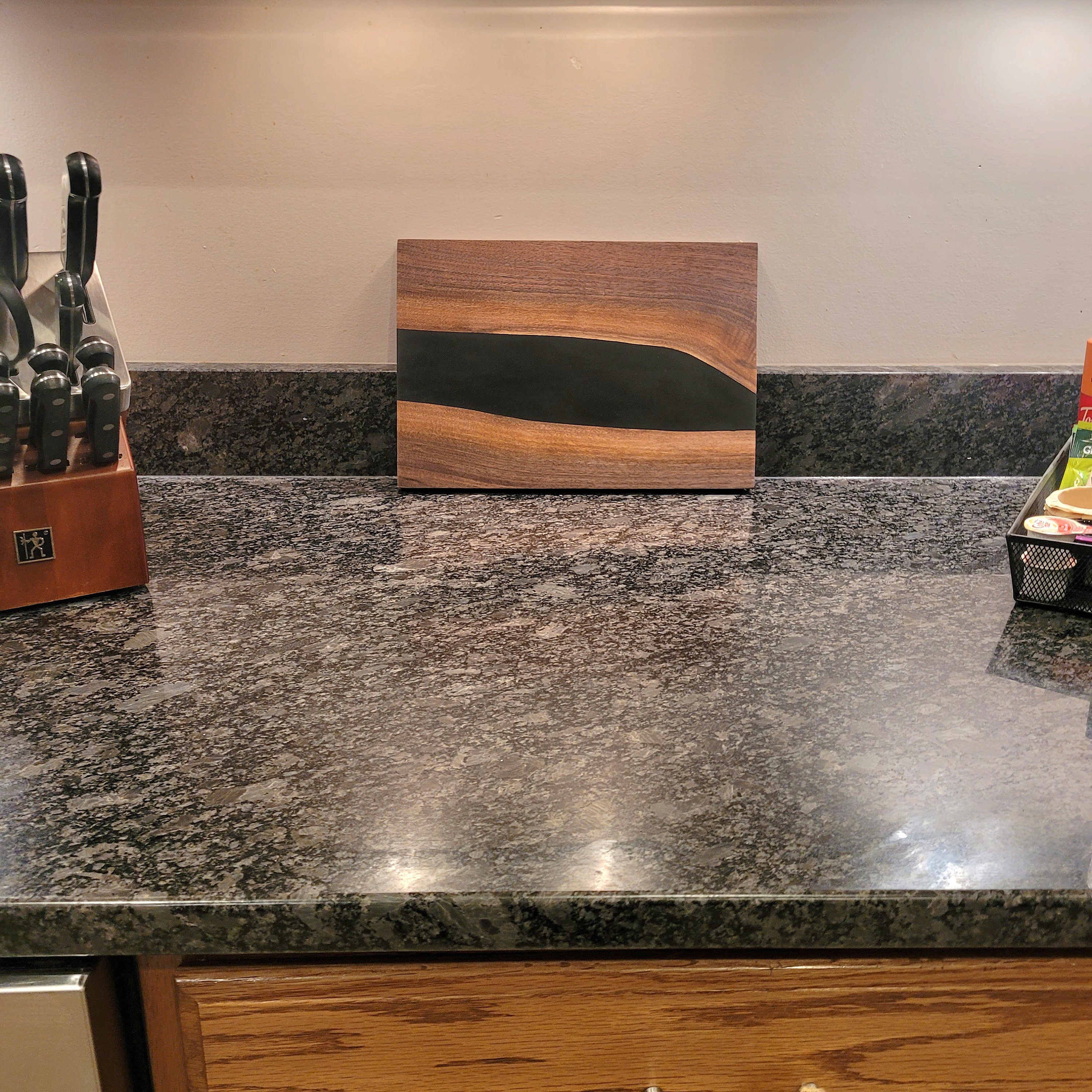 Live Edge Walnut Charcuterie Board: Black Epo Wood Sign — detail view