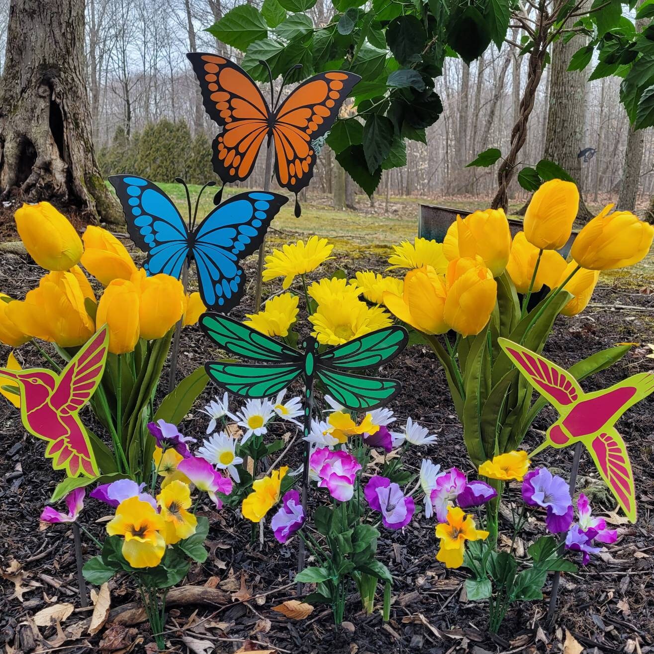 Dragonfly garden stake Metal Garden Stake — alternate angle